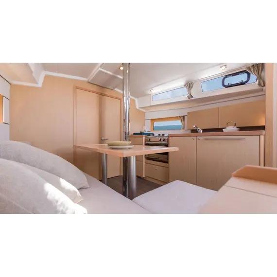 Beneteau Oceanis 38.1, 9 image Beneteau Oceanis 38.1, 9 image