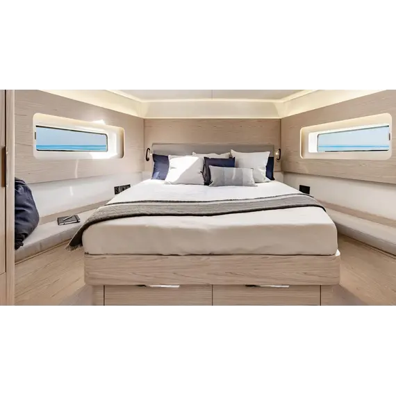 Beneteau Oceanis Yacht 54, 16 image Beneteau Oceanis Yacht 54, 16 image