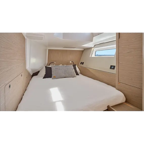 Beneteau Oceanis Yacht 60, 30 image Beneteau Oceanis Yacht 60, 30 image