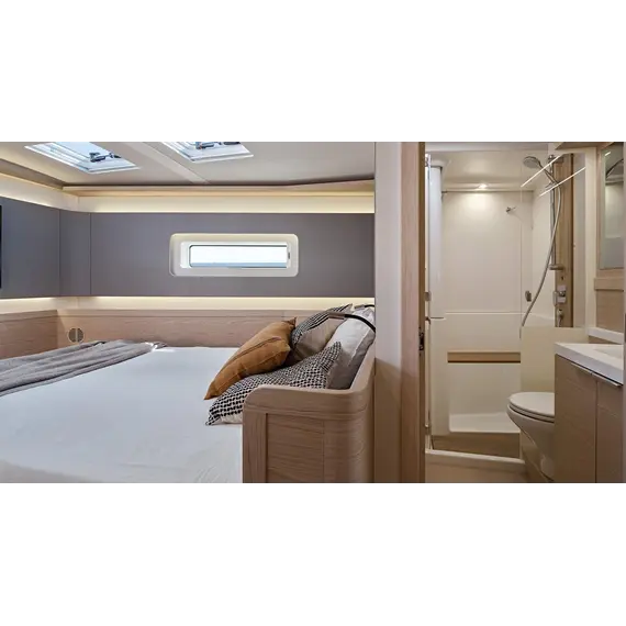 Beneteau Oceanis Yacht 60, 32 image Beneteau Oceanis Yacht 60, 32 image