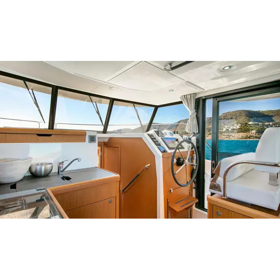 Beneteau Swift Trawler 35, 9 image Beneteau Swift Trawler 35, 9 image