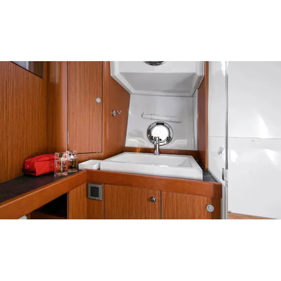 Beneteau Swift Trawler 35, 17 image Beneteau Swift Trawler 35, 17 image