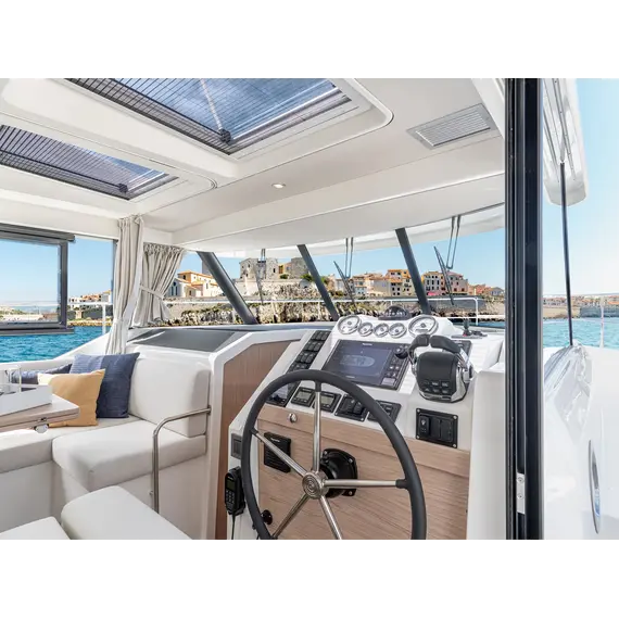 Beneteau Swift Trawler 41 Berline, 10 image Beneteau Swift Trawler 41 Berline, 10 image