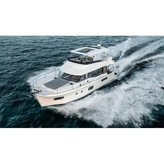 Beneteau Swift Trawler 48, 2 image Beneteau Swift Trawler 48, 2 image