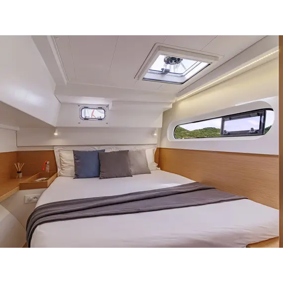 Excess 12, 27 image Excess 12, 27 image