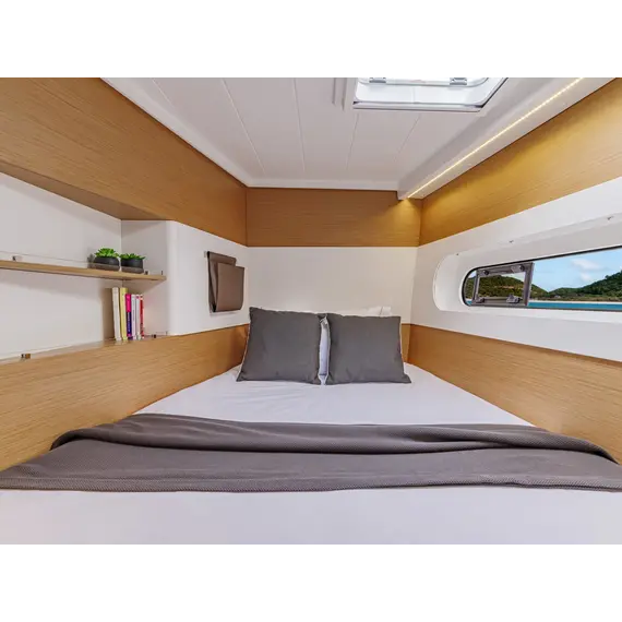 Excess 12, 28 image Excess 12, 28 image