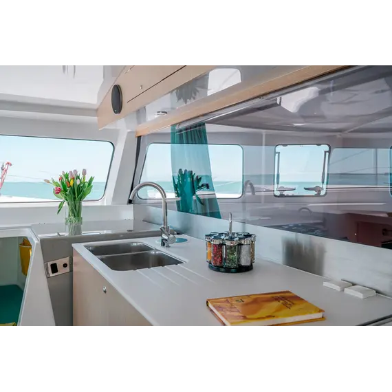 Trimaran Neel 43, 32 image Trimaran Neel 43, 32 image