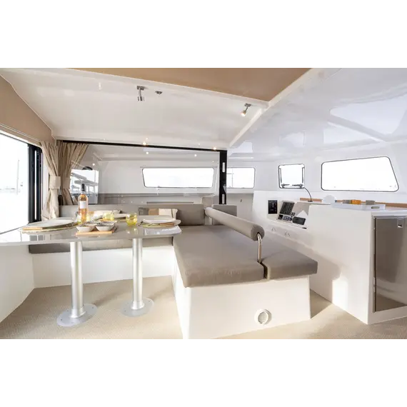 Trimaran Neel 43, 34 image Trimaran Neel 43, 34 image
