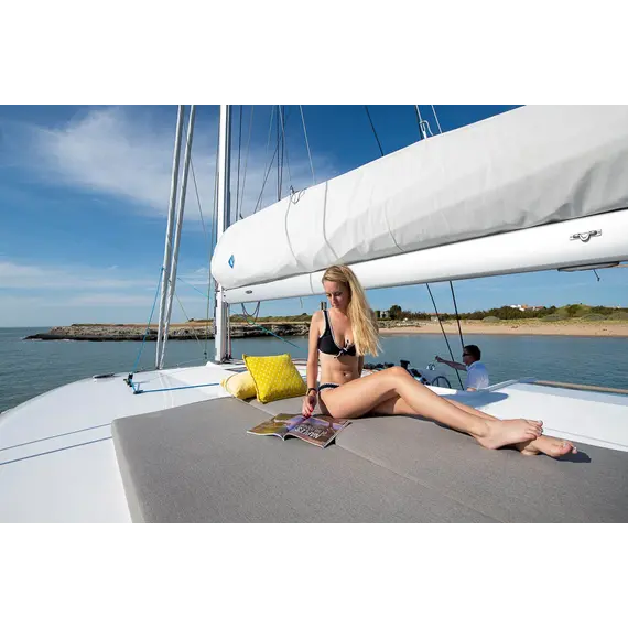 Trimaran Neel 47, 16 image Trimaran Neel 47, 16 image