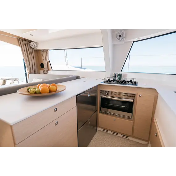 Trimaran Neel 47, 33 image Trimaran Neel 47, 33 image