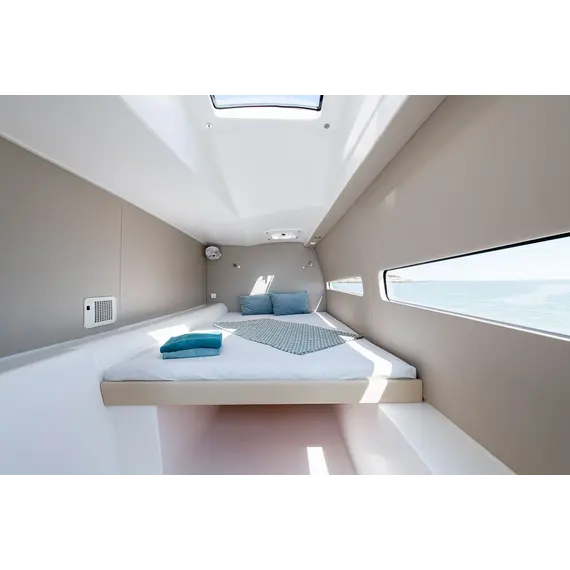Trimaran Neel 47, 43 image Trimaran Neel 47, 43 image