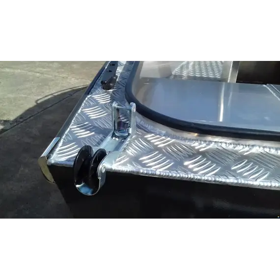 Boat Viking 390, 9 image Boat Viking 390, 9 image