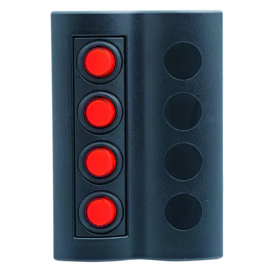Circuit panel with 4 switches