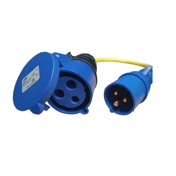 Adapter Cord 16A to 32A/250V CEE/CEE, 2 image Adapter Cord 16A to 32A/250V CEE/CEE, 2 image