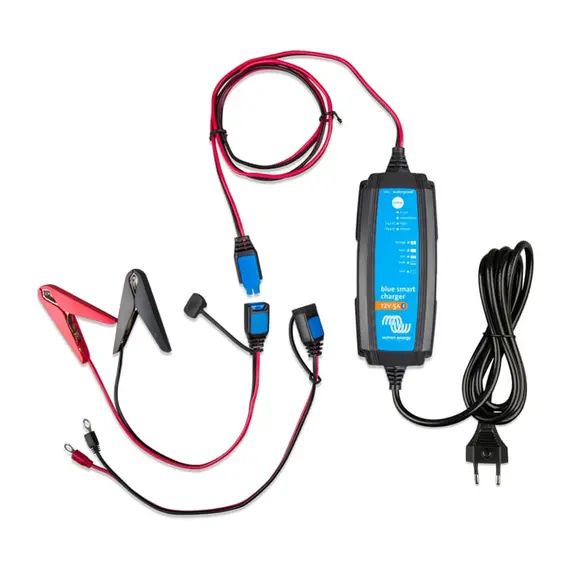 Blue Smart IP65s Charger 12/5 230V with DC Connector CEE 7/16, 2 image Blue Smart IP65s Charger 12/5 230V with DC Connector CEE 7/16, 2 image