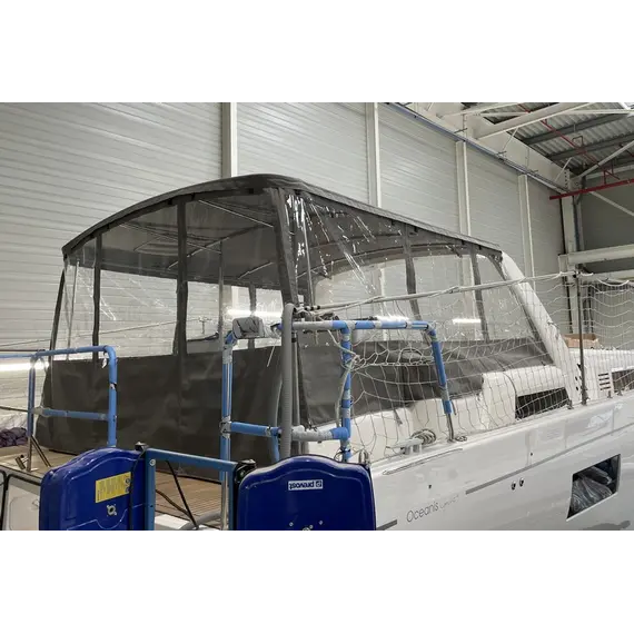Panneaux latéraux sur le biminitop - OCEANIS YACHT 60 (2022)
