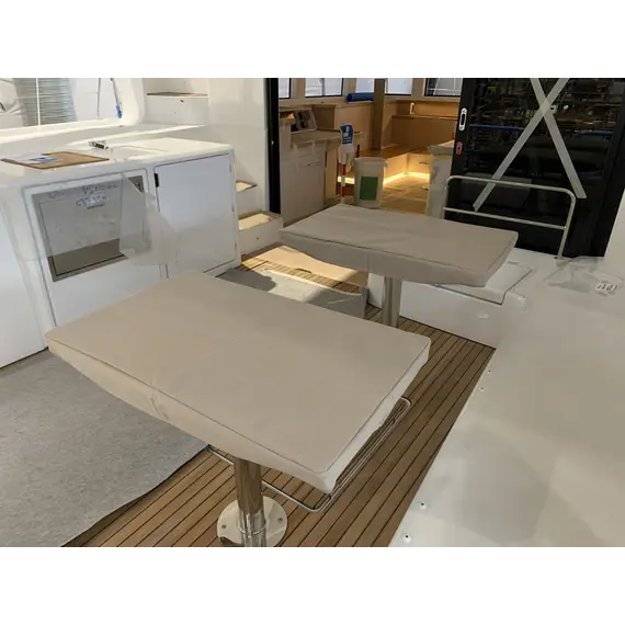 Housse de table de cockpit - Confort PVC LAGOON 55 (2021)