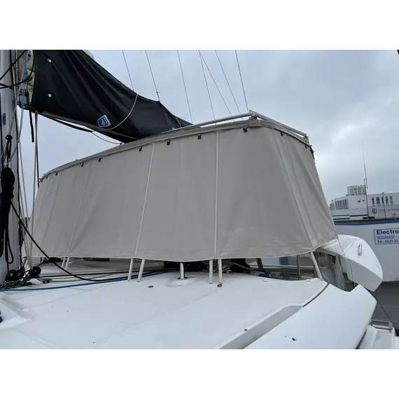 Solar mash sun side panel - LAGOON 46 (2018)