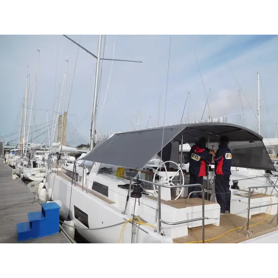 Sunside panels on biminitop OCEANIS YACHT 54 (2019)