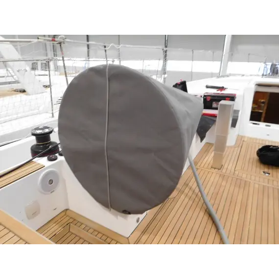 Housse de roue tribord - Confort en PVC OCEANIS YACHT 54 (2019)