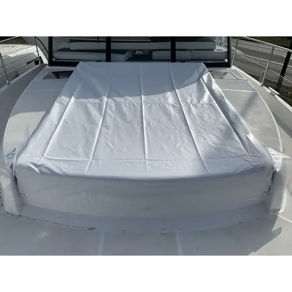 Couverture de bain de soleil avant - Acrylique SWIFT TRAWLER 41 FLY (2020)