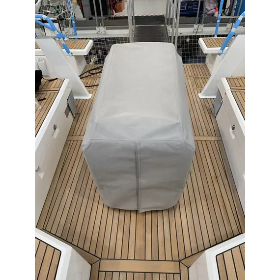 Cockpit table cover - Acrylic OCEANIS 46.1 (2018)