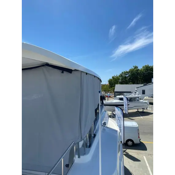 Panneaux latéraux en maille - SWIFT TRAWLER 48 (2022)