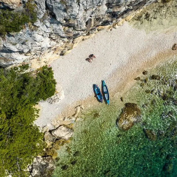 Gama Inflatable Kayak, 16 image Gama Inflatable Kayak, 16 image