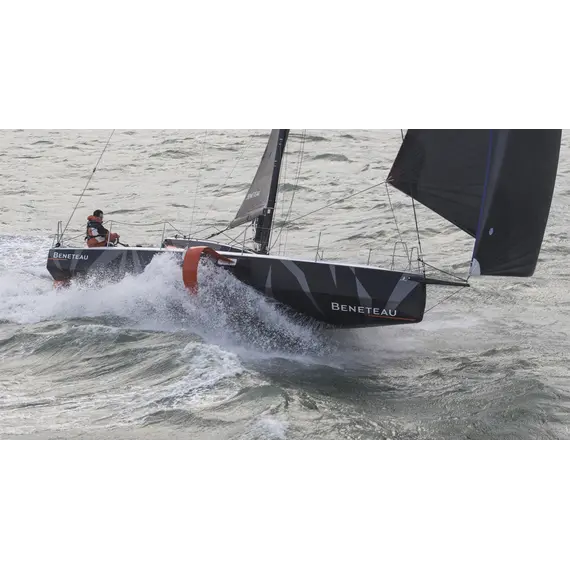 Beneteau Figaro 3, 2 image Beneteau Figaro 3, 2 image
