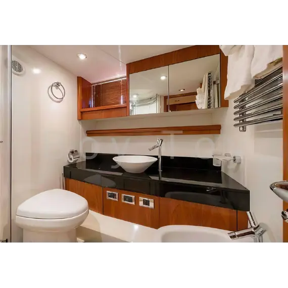 Sunseeker Predator 72 (“BOY TOY”2008), 11 image Sunseeker Predator 72 (“BOY TOY”2008), 11 image