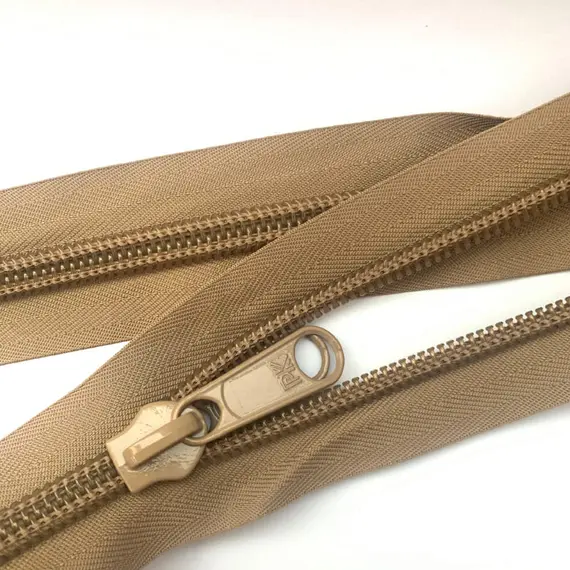 Fermeture Éclair en spirale beige en nylon de 10 mm avec curseur en métal - 1,5 m