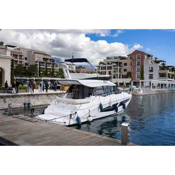 Regal 42 Fly (2021 / 2 cabins), 25 image Regal 42 Fly (2021 / 2 cabins), 25 image